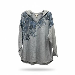 Cupio Gray and Cream Lace Detail